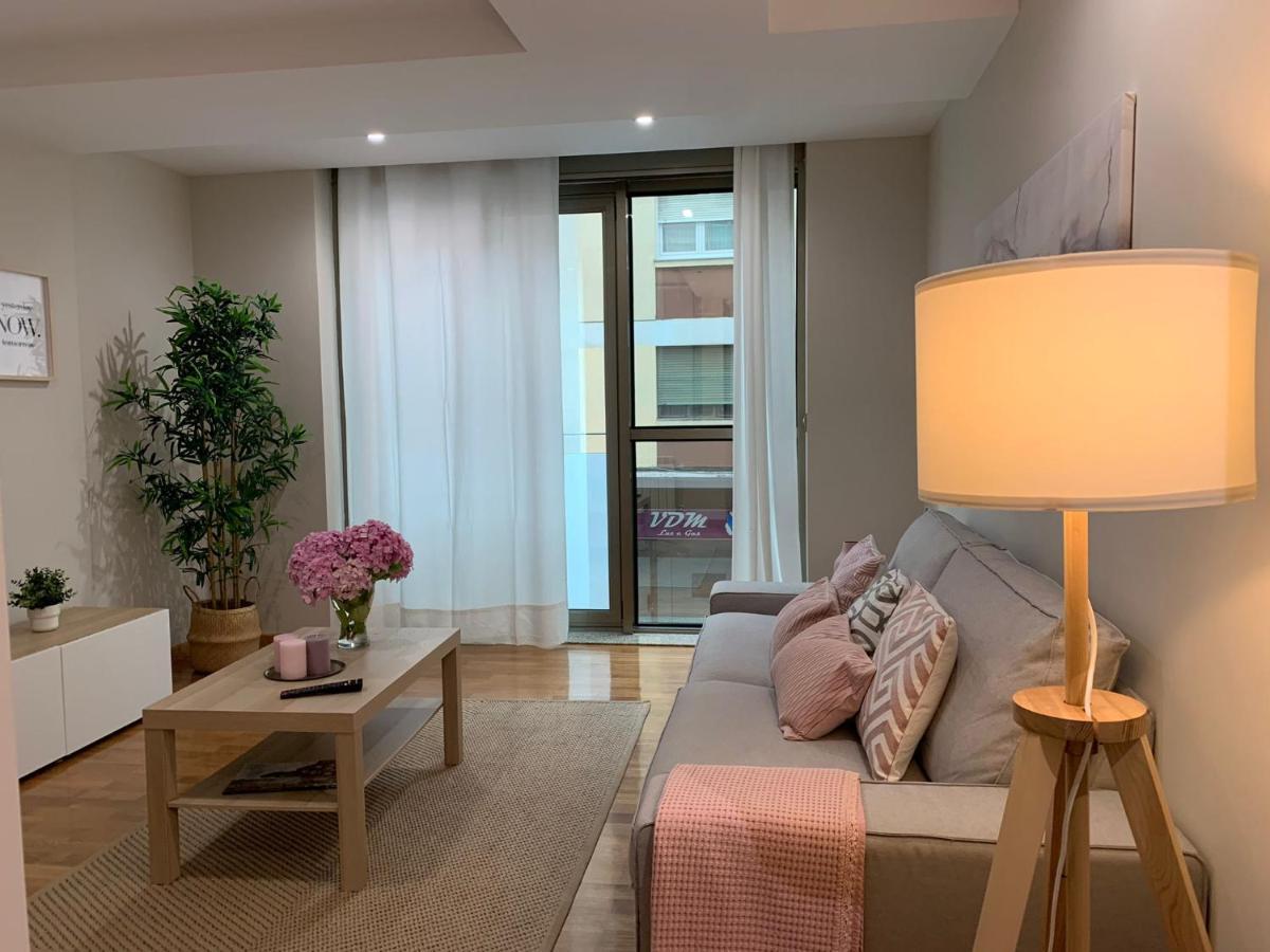 Apartamento Pereiro Viveiro Esterno foto
