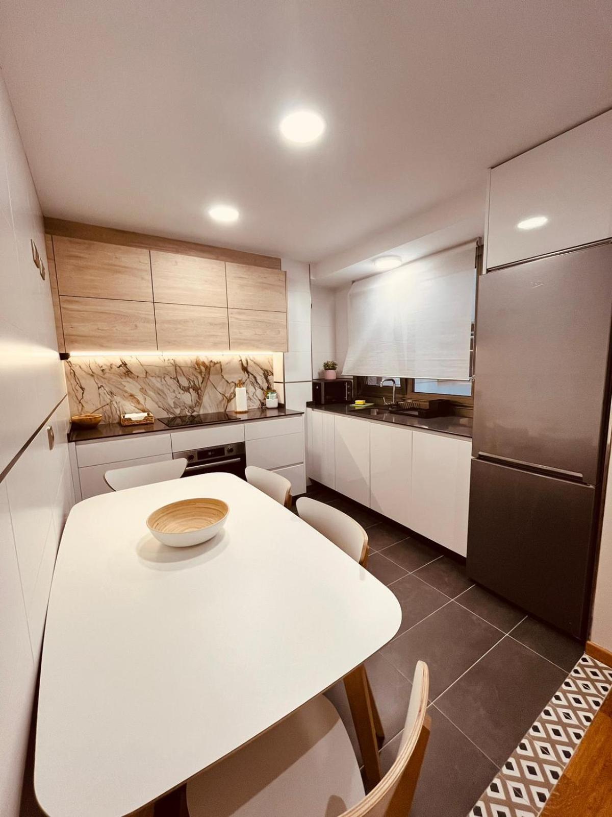 Apartamento Pereiro Viveiro Esterno foto